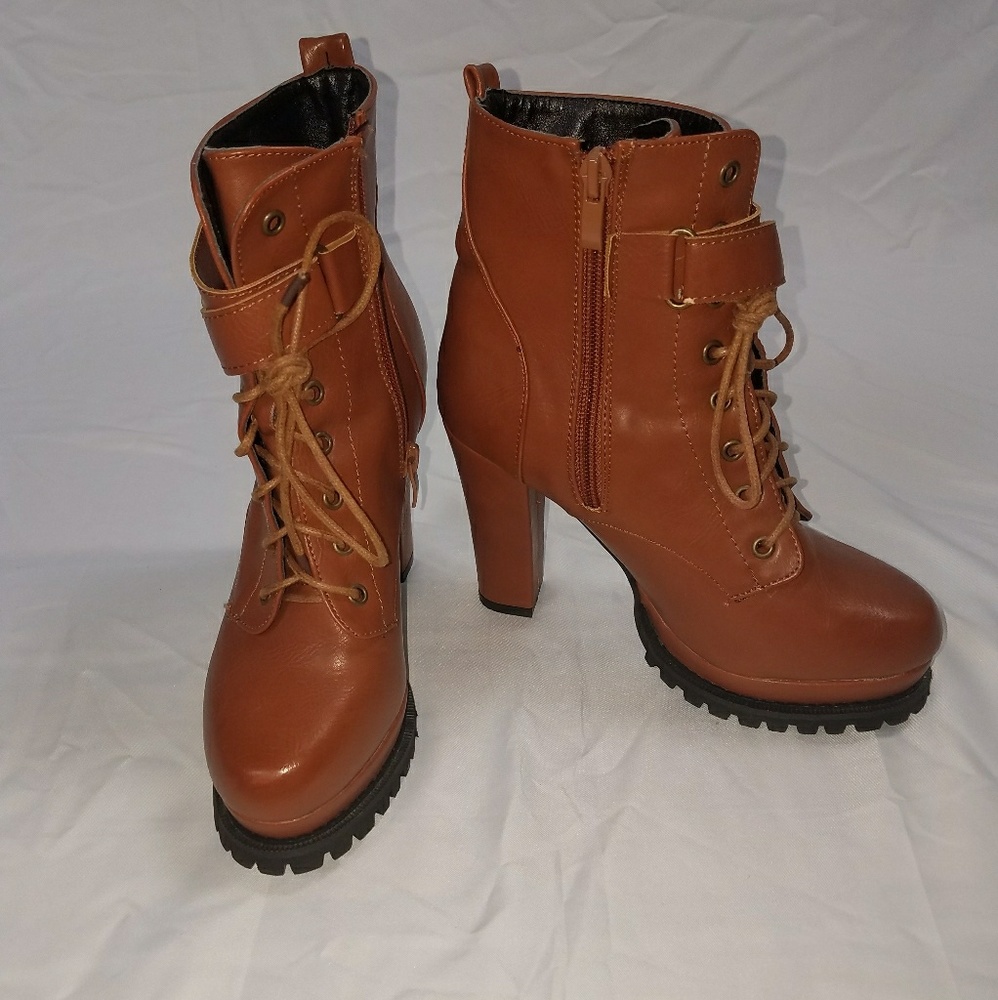 NWOT tan ankle boot‎ heelsn size 36